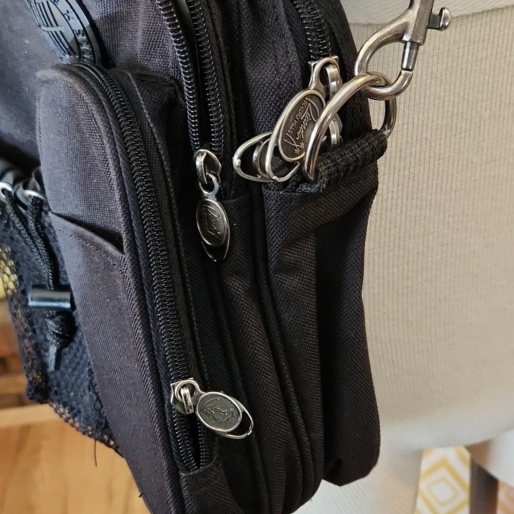 Ricardo Beverly Hills Black Travel Crossbody Canvas Vacation Gear